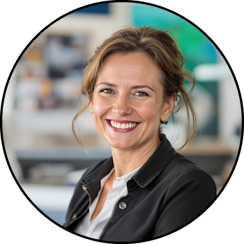 Stéphanie, su asesora